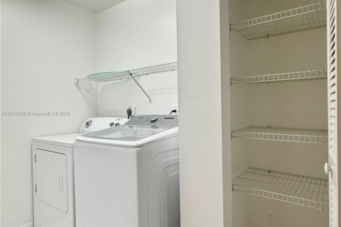 Villa ou maison à louer à Boca Raton, Floride: 3 chambres, 146.51 m2 № 1927180 - photo 25