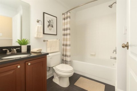 Condo in Orlando, Florida, 3 bedrooms  № 2105378 - photo 24
