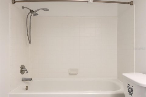 Condo in Orlando, Florida, 3 bedrooms  № 2105378 - photo 20