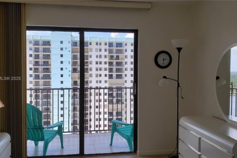 Condominio en venta en Hollywood, Florida, 2 dormitorios, 110.55 m2 № 1766564 - foto 9