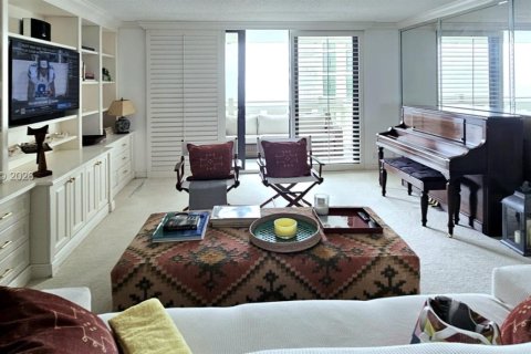 Condo in Key Biscayne, Florida, 2 bedrooms  № 2052795 - photo 2