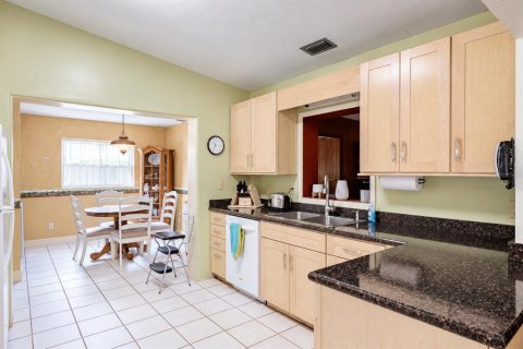 Villa ou maison à vendre à Winter Park, Floride: 4 chambres, 173.36 m2 № 2425293 - photo 6
