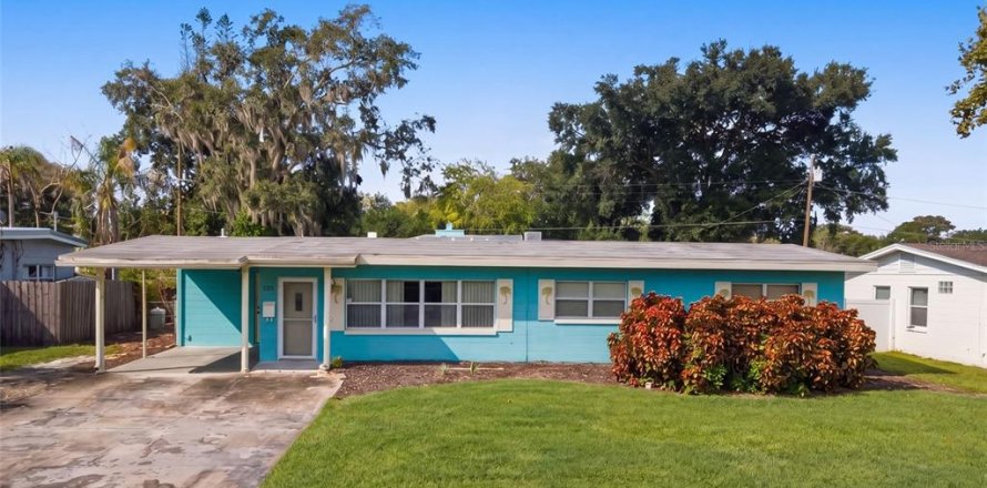 Villa ou maison à Winter Park, Floride 4 chambres, 173.36 m2 № 2425293