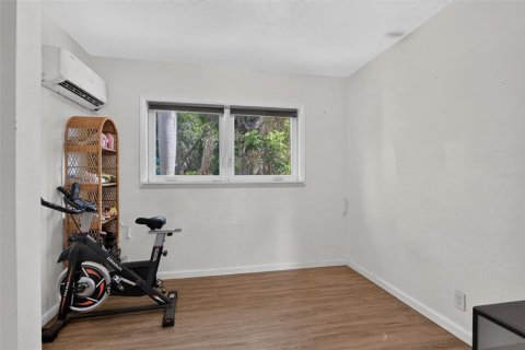 Casa en venta en Fort Lauderdale, Florida, 3 dormitorios, 85.93 m2 № 2167592 - foto 11