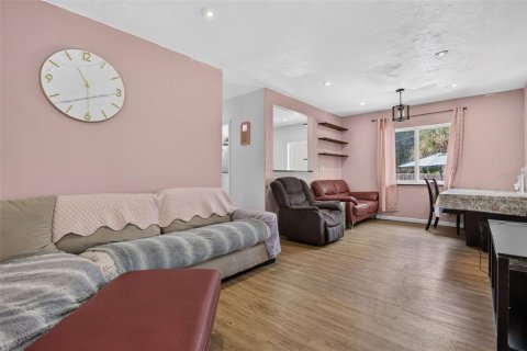 Casa en venta en Fort Lauderdale, Florida, 3 dormitorios, 85.93 m2 № 2167592 - foto 4