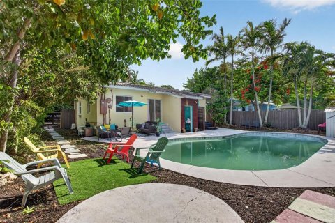 Casa en venta en Fort Lauderdale, Florida, 3 dormitorios, 85.93 m2 № 2167592 - foto 3