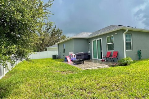House in LEGENDS POINTE in Hudson, Florida 4 bedrooms, 184.23 sq.m. № 1822321 - photo 26