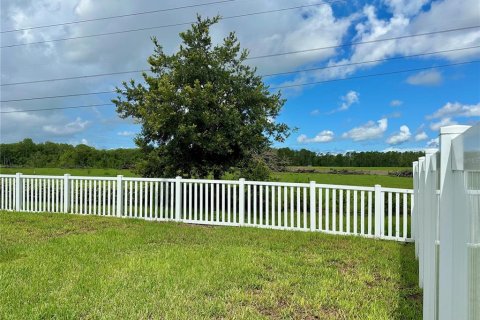 House in LEGENDS POINTE in Hudson, Florida 4 bedrooms, 184.23 sq.m. № 1822321 - photo 24