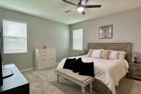 House in LEGENDS POINTE in Hudson, Florida 4 bedrooms, 184.23 sq.m. № 1822321 - photo 15