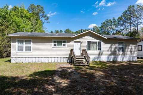Casa en venta en Raiford, Florida, 3 dormitorios, 167.22 m2 № 1598495 - foto 2