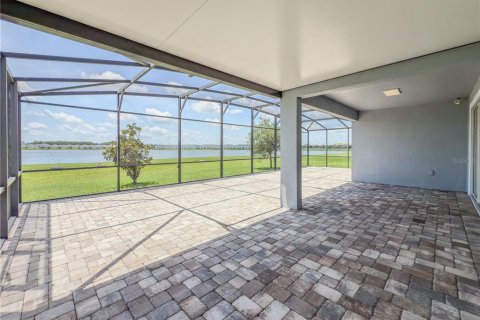 House in STOREY LAKE in Kissimmee, Florida 4 bedrooms, 246.66 sq.m. № 1777506 - photo 17