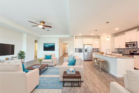 House in STOREY LAKE in Kissimmee, Florida 4 bedrooms, 246.66 sq.m. № 1777506 - photo 9