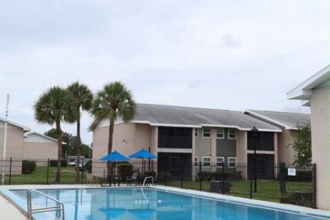 Condo in Orlando, Florida, 2 bedrooms  № 2102447 - photo 17