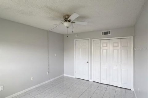 Condo in Orlando, Florida, 2 bedrooms  № 2102447 - photo 9
