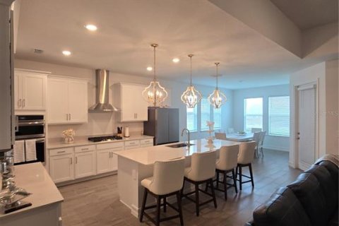 House in Palmetto, Florida 3 bedrooms, 200.3 sq.m. № 2108775 - photo 11