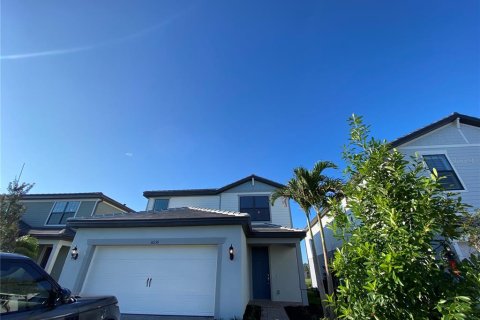 Villa ou maison à louer à Bradenton, Floride: 4 chambres, 205.13 m2 № 1777130 - photo 3