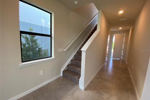 Villa ou maison à louer à Bradenton, Floride: 4 chambres, 205.13 m2 № 1777130 - photo 9
