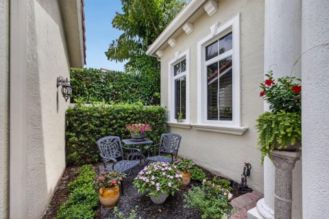 House in Palm Beach Gardens, Florida 3 bedrooms, 274.8 sq.m. № 2254918 - photo 5
