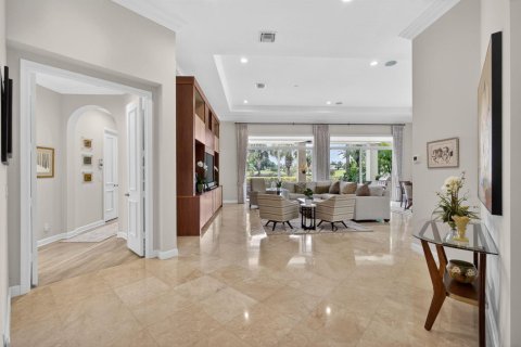 House in Palm Beach Gardens, Florida 3 bedrooms, 274.8 sq.m. № 2254918 - photo 14