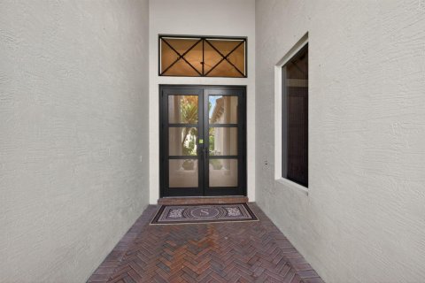 House in Palm Beach Gardens, Florida 3 bedrooms, 274.8 sq.m. № 2254918 - photo 4
