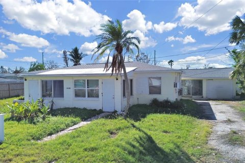 Villa ou maison à vendre à Madeira Beach, Floride: 2 chambres, 93.65 m2 № 1535818 - photo 1
