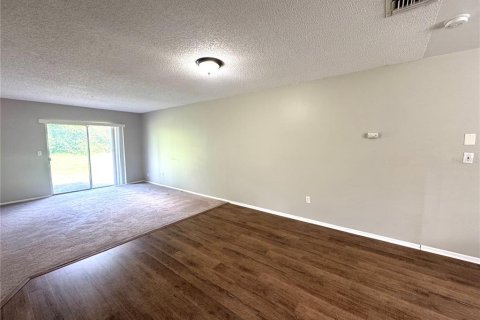 Villa ou maison à louer à Orlando, Floride: 3 chambres, 144.37 m2 № 1854283 - photo 4
