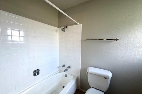 Villa ou maison à louer à Orlando, Floride: 3 chambres, 144.37 m2 № 1854283 - photo 12
