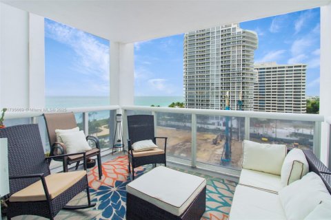 Condo in Bal Harbour, Florida, 2 bedrooms  № 1703796 - photo 16