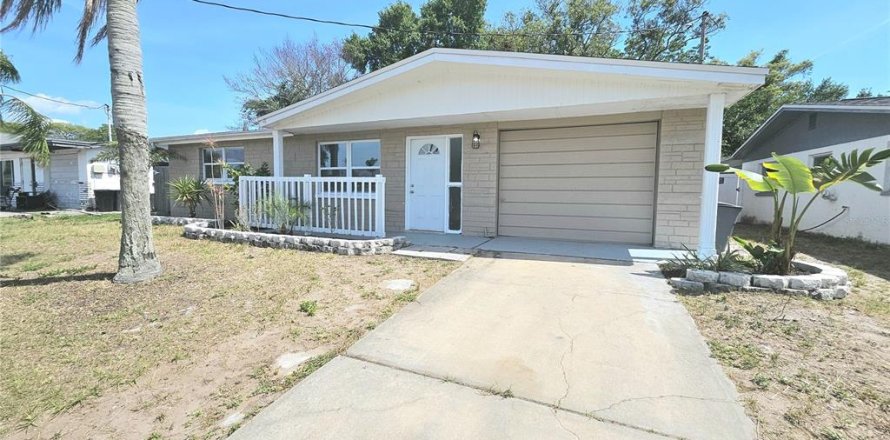 Casa en Port Richey, Florida 2 dormitorios, 74.88 m2 № 2102935