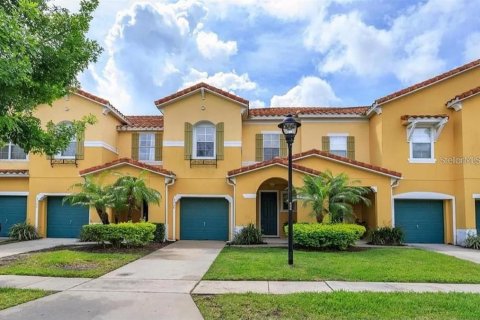 Townhouse in Kissimmee, Florida 3 bedrooms, 167.04 sq.m. № 2379604 - photo 26