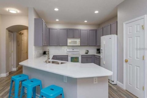 Townhouse in Kissimmee, Florida 3 bedrooms, 167.04 sq.m. № 2379604 - photo 7