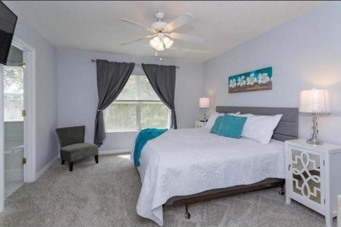 Townhouse in Kissimmee, Florida 3 bedrooms, 167.04 sq.m. № 2379604 - photo 12