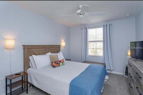 Townhouse in Kissimmee, Florida 3 bedrooms, 167.04 sq.m. № 2379604 - photo 16
