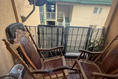 Купить кондоминиум в Хайалиа, Флорида 3 спальни, 112.6м2, № 2241366 - фото 15