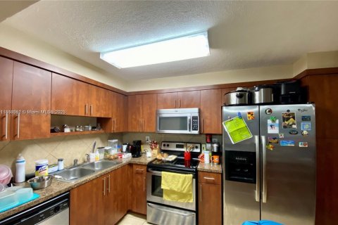 Condo in Davie, Florida, 2 bedrooms  № 1889803 - photo 6