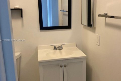 Купить кондоминиум в Майами, Флорида 2 спальни, 89.65м2, № 2048157 - фото 24