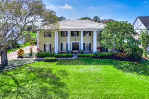 Casa en venta en Clearwater, Florida, 4 dormitorios, 358.97 m2 № 1917380 - foto 1