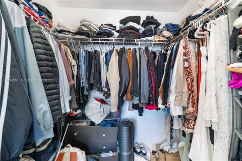 Купить кондоминиум в Майами, Флорида 1 спальня, 74.51м2, № 2009656 - фото 23