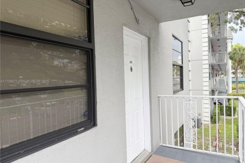 Condo in Davie, Florida, 2 bedrooms  № 1712852 - photo 4