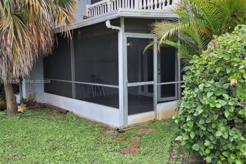 Condo in Davie, Florida, 2 bedrooms  № 2074525 - photo 22