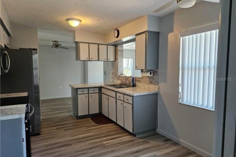 Villa ou maison à vendre à Beverly Hills, Floride: 2 chambres, 123.75 m2 № 2142017 - photo 28