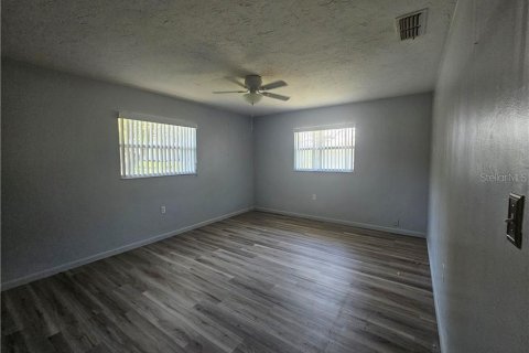 Villa ou maison à vendre à Beverly Hills, Floride: 2 chambres, 123.75 m2 № 2142017 - photo 12