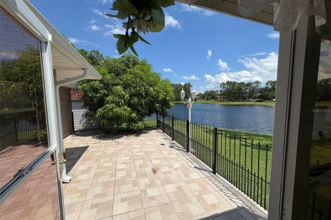 Casa en venta en Deltona, Florida, 4 dormitorios, 211.91 m2 № 1918951 - foto 16