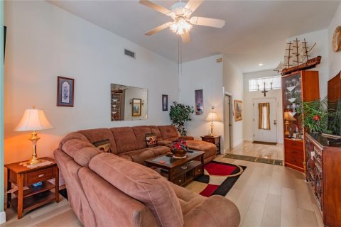 Casa en venta en Brandon, Florida, 3 dormitorios, 136.66 m2 № 1520697 - foto 15