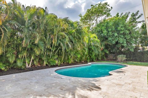 House in West Palm Beach, Florida 3 bedrooms, 192.12 sq.m. № 2241323 - photo 23