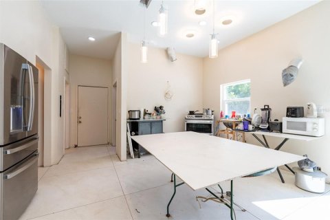 Casa en venta en Tampa, Florida, 4 dormitorios, 314.38 m2 № 1636785 - foto 6
