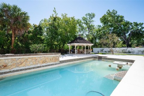 Casa en venta en Tampa, Florida, 4 dormitorios, 314.38 m2 № 1636785 - foto 25
