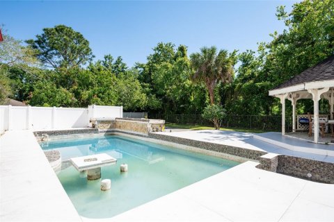 Casa en venta en Tampa, Florida, 4 dormitorios, 314.38 m2 № 1636785 - foto 27