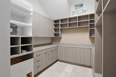 Купить виллу или дом в Тампа, Флорида 5 комнат, 804.25м2, № 2225883 - фото 27