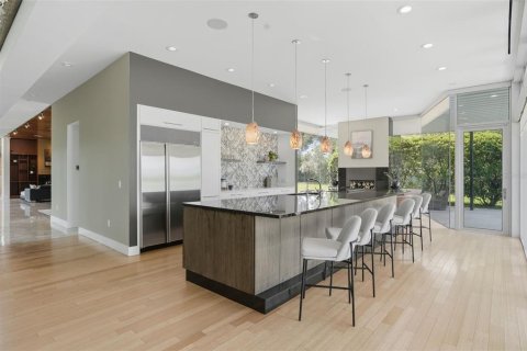 Купить виллу или дом в Тампа, Флорида 5 комнат, 804.25м2, № 2225883 - фото 12
